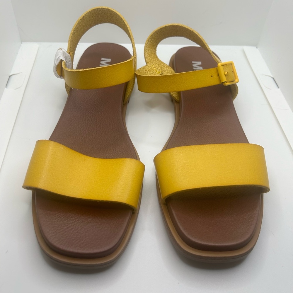 Mia yellow Karina sandal flats